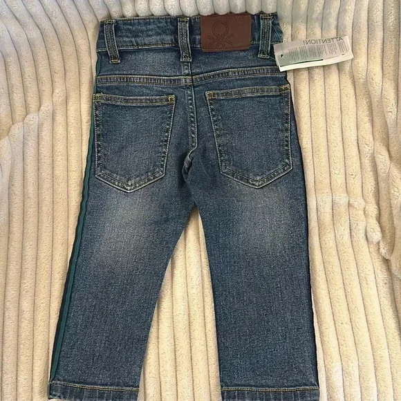 NWT - United Colors of Benetton  - infant/baby denim jeans. Size 12 months - Picture 4 of 6